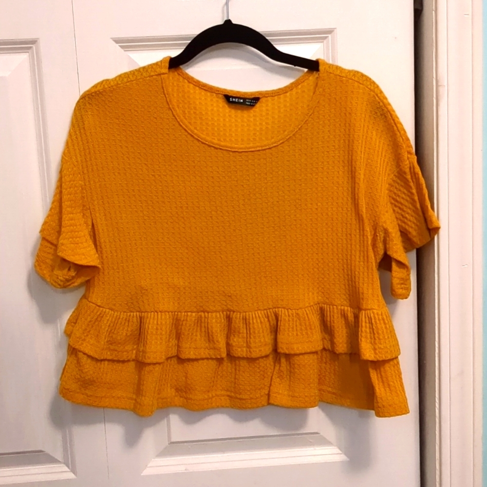 Ruffle Top